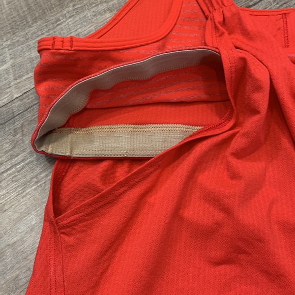 Lululemon No Limits Tank Red Stripe Size 4 - Picture 11 of 11